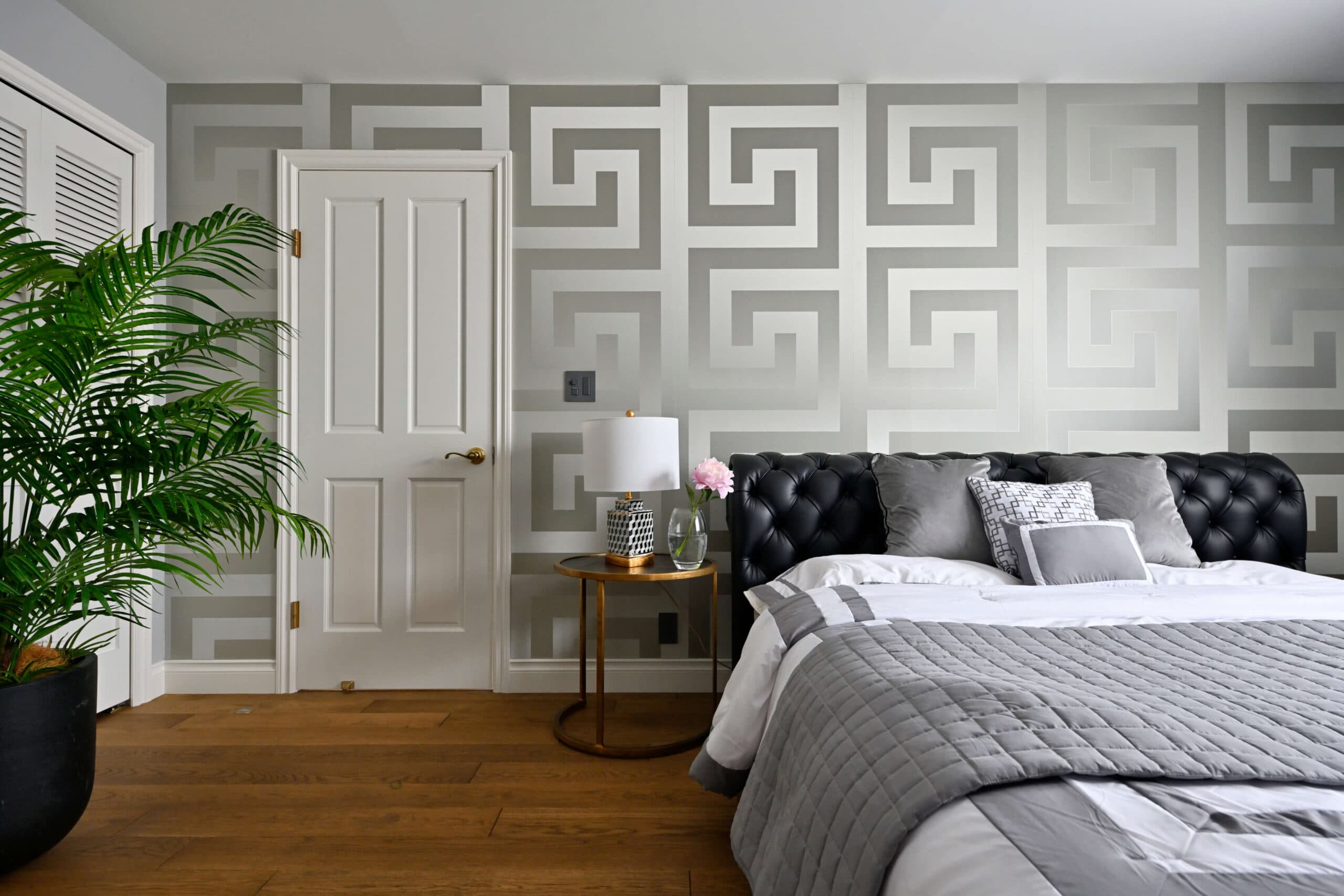 東京都港区白金台の木造アパートメント